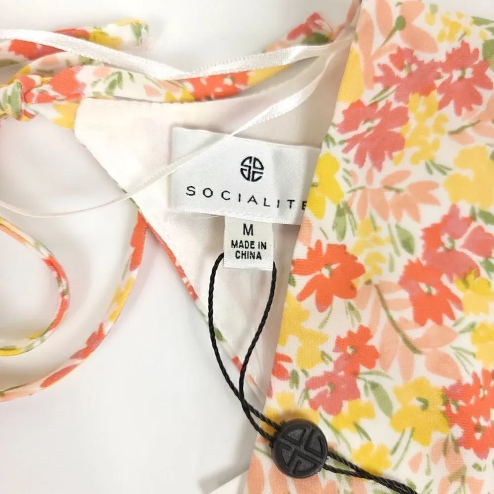 NWT Socialite Boho Floral Flutter Sleeve Cutout Fit and Flare Mini Dress Medium